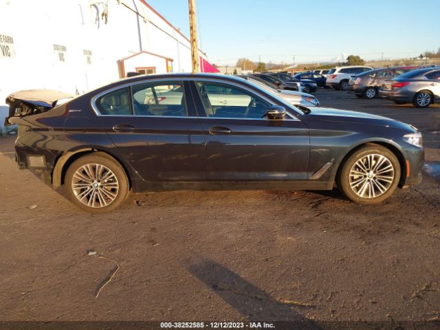 WBAJB1C51KB375654 BMW 530e Xdrive Iperformance