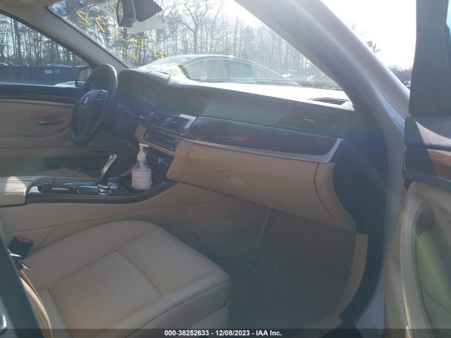 2013 BMW 528I XDRIVE VIN: WBAXH5C56DD109893
