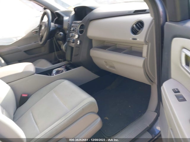 Honda PILOT LX 2014 5FNYF4H28EB050250 Image 5