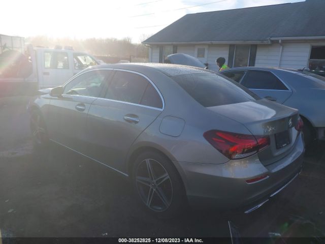 WDD3G4FB9KW002778 Mercedes-Benz A 220 4matic
