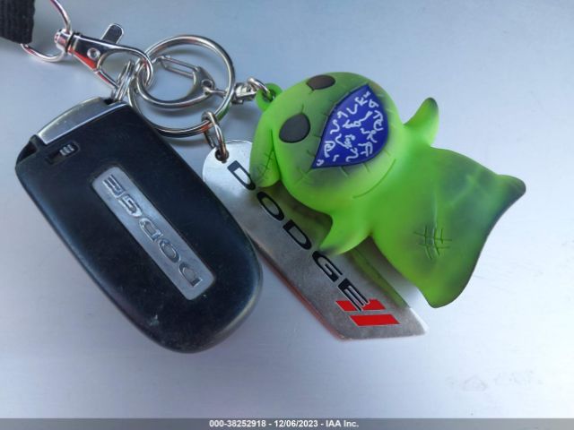 2C3CDZAG6JH297133 Dodge Challenger Sxt Plus