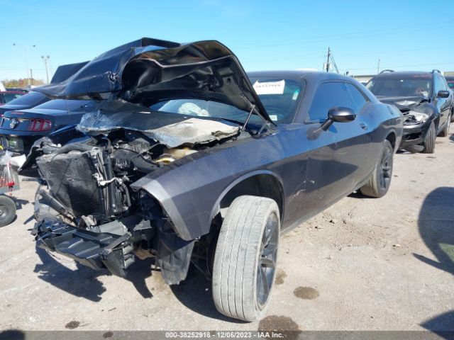 2C3CDZAG6JH297133 Dodge Challenger Sxt Plus
