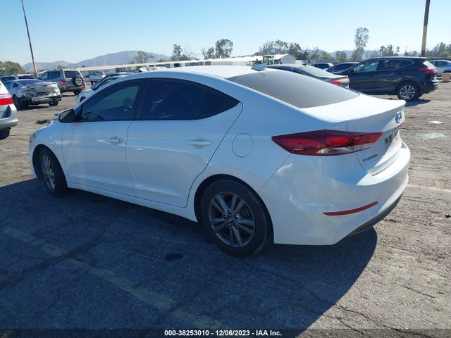 2017 HYUNDAI ELANTRA SE VIN: 5NPD84LF5HH051364
