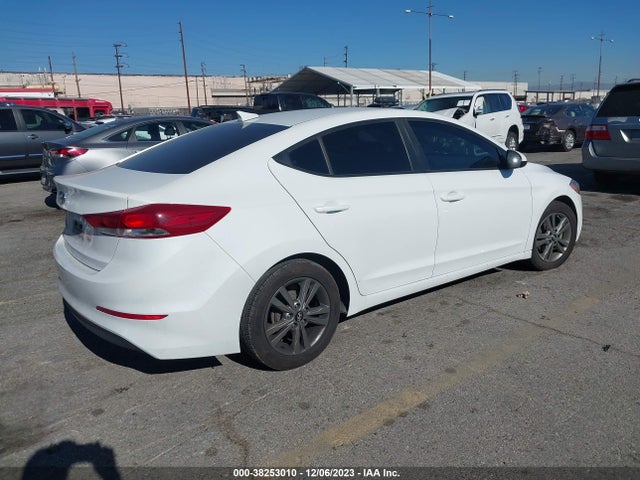 2017 HYUNDAI ELANTRA SE VIN: 5NPD84LF5HH051364
