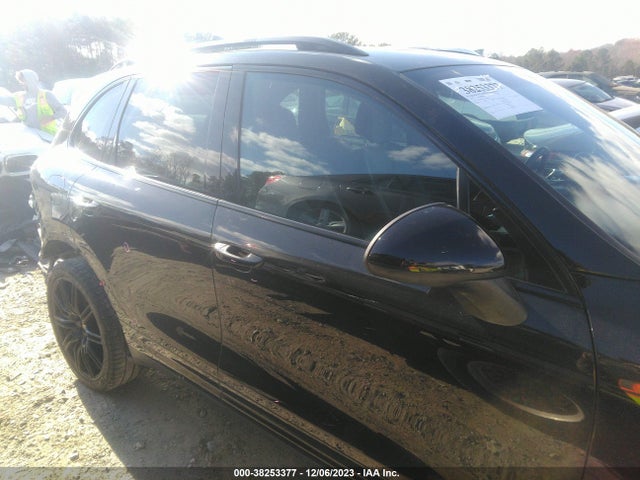 2012 PORSCHE CAYENNE S VIN: WP1AB2A2XCLA45006