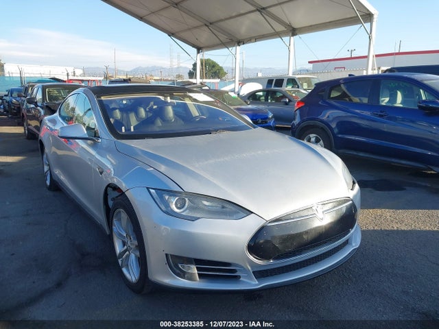 2013 TESLA MODEL S PERFORMANCE VIN: 5YJSA1CP1DFP08835
