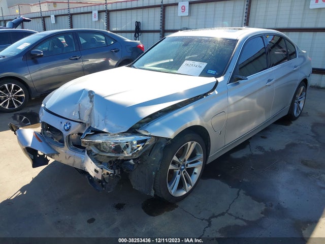 BMW 330e Iperformance 2018 WBA8E1C53JA178026 Image 2