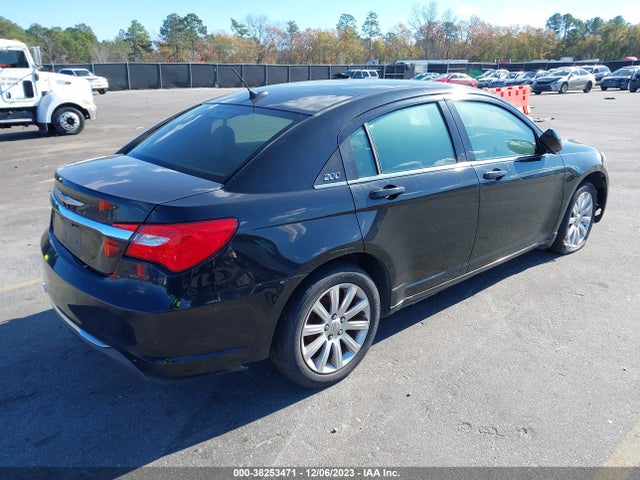 Chrysler 200 Touring 2014 1C3CCBBB5EN127615 Image 4