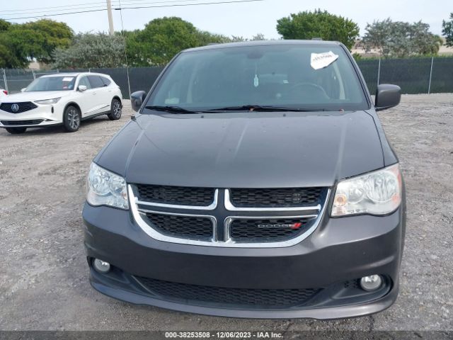 2C4RDGCG1JR297431 Dodge Grand Caravan Sxt