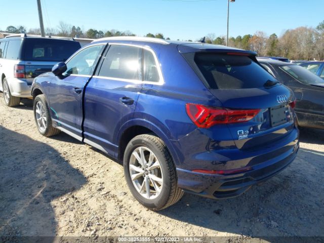 2022 AUDI Q3 WA1EECF32N1097482 Photo 2