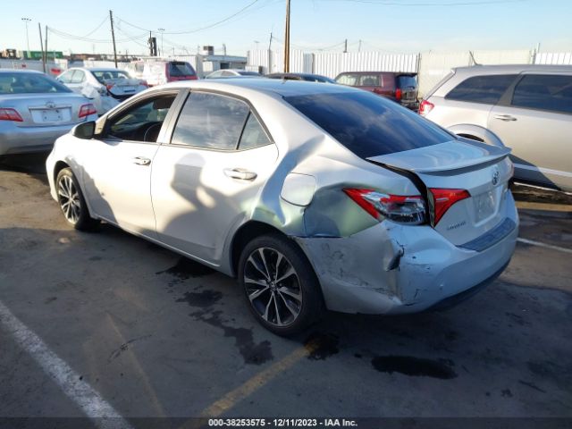 Toyota COROLLA SE 2017 5YFBURHE8HP611526 Image 3