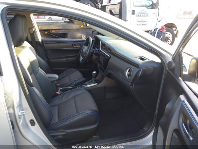 Toyota COROLLA SE 2017 5YFBURHE8HP611526 Image 5