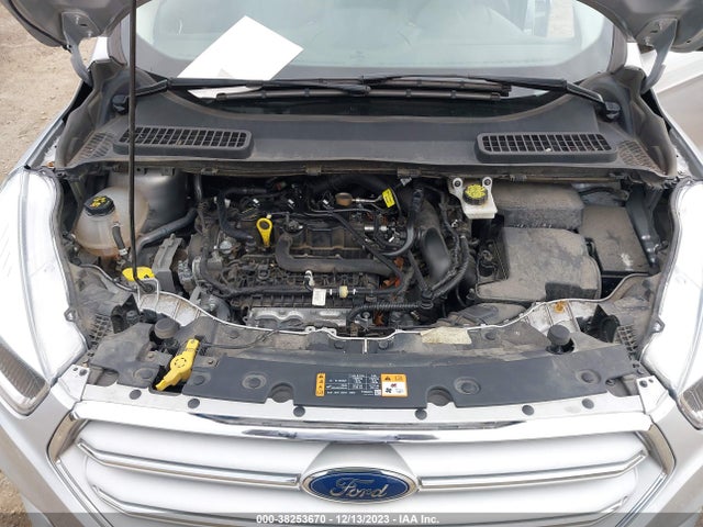 2018 FORD ESCAPE SE VIN: 1FMCU9GD3JUD25424