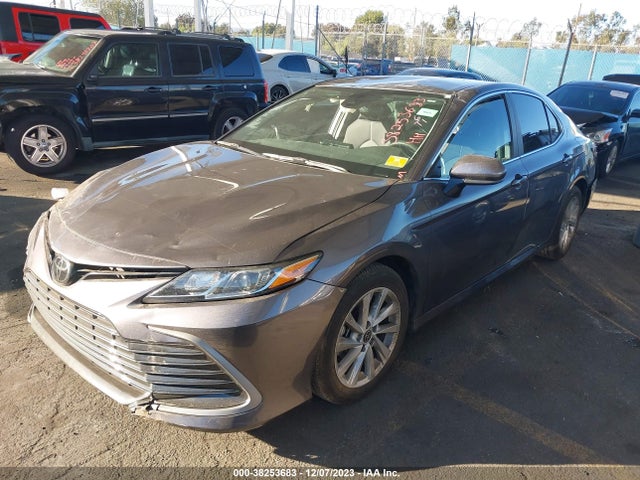 Toyota CAMRY LE 2023 4T1C11AK7PU760165 Image 2
