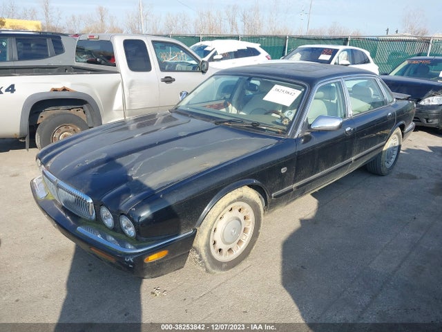 1998 JAGUAR XJ8 SAJKX6240WC840179 Photo 1