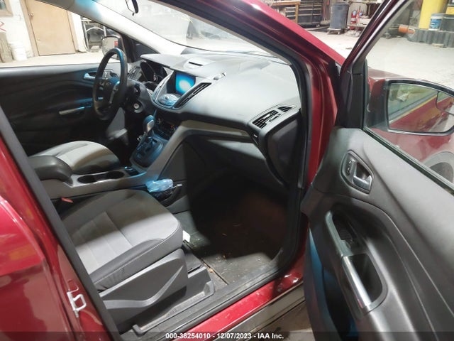 Ford ESCAPE SE 2014 1FMCU9GXXEUD58372 Image 5