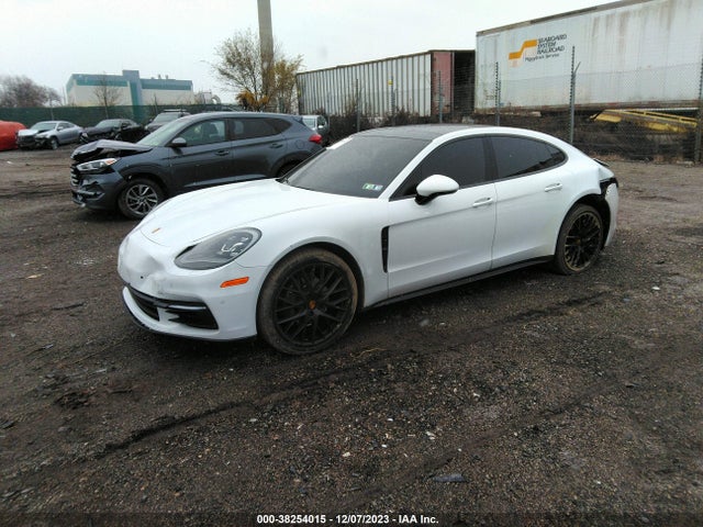 2017 PORSCHE PANAMERA WP0AA2A71HL101809 Photo 1