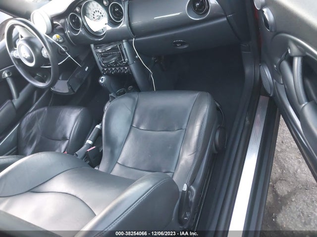 2005 MINI COOPER WMWRC33475TJ68283 Photo 4