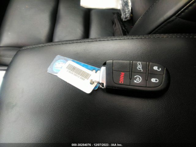 2018 JEEP GRAND CHEROKEE 1C4RJFBG7JC411011 Photo 10