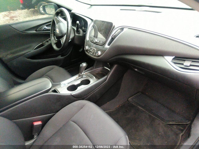 Chevrolet MALIBU LT 2017 1G1ZE5ST8HF165096 Image 5