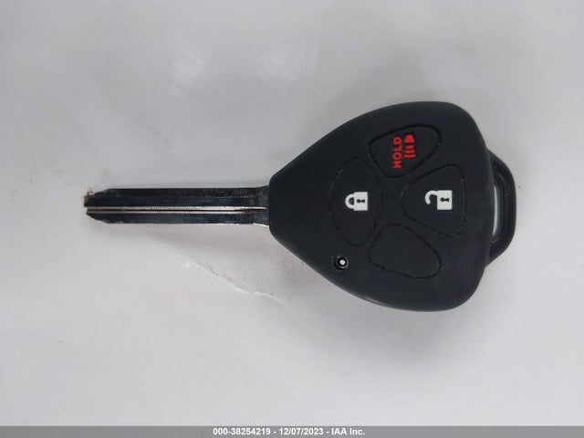 2006 TOYOTA RAV4 VIN: JTMBD33V666016957