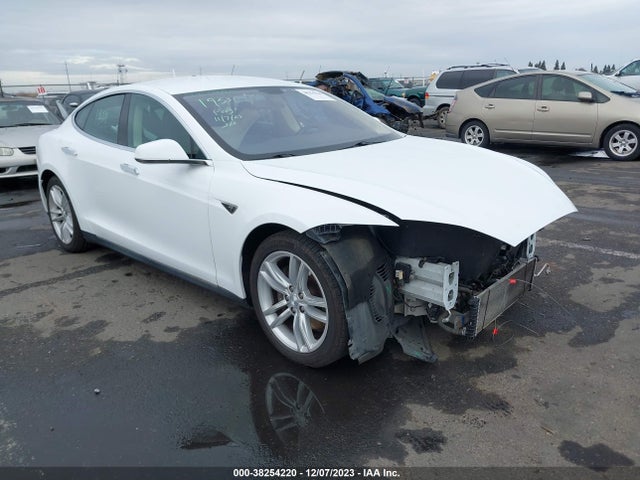 2013 TESLA MODEL S VIN: 5YJSA1AC8DFP11196