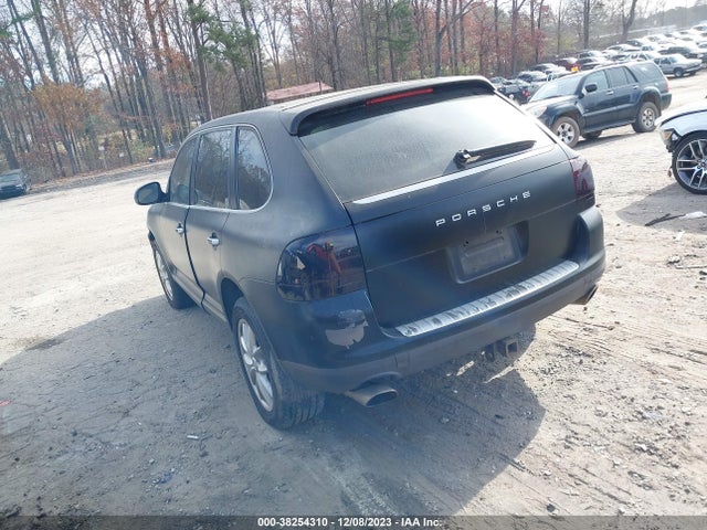 2004 PORSCHE CAYENNE WP1AB29P24LA76963 Photo 2