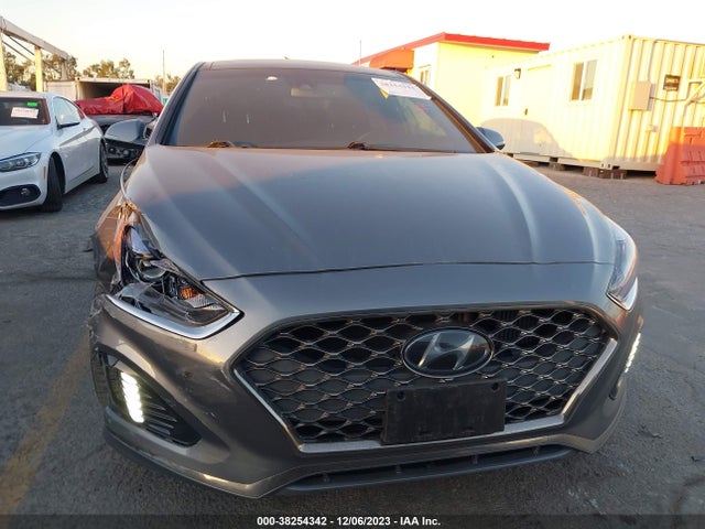 2018 HYUNDAI SONATA LIMITED 2.0T VIN: 5NPE34AB9JH707302