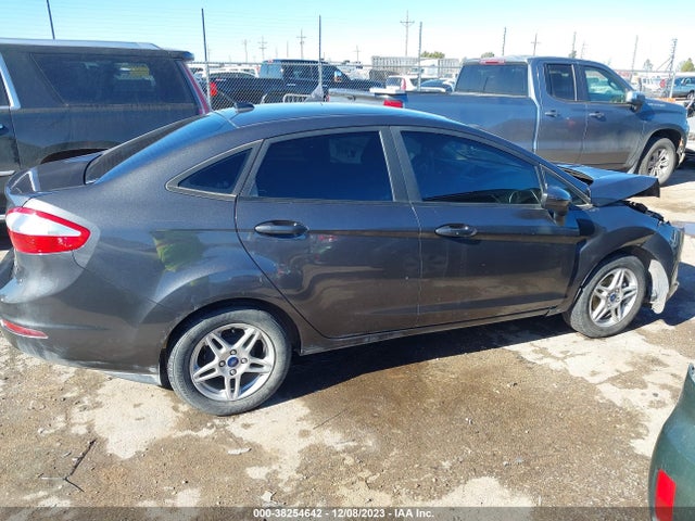2018 FORD FIESTA SE VIN: 3FADP4BJ8JM123656