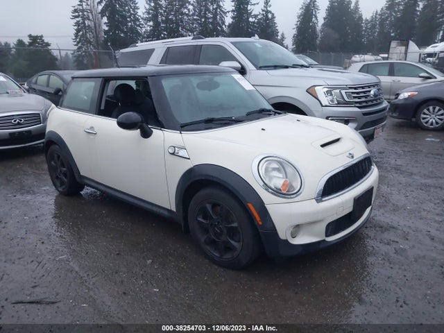 2009 MINI COOPER S WMWMF735X9TT99542 Photo 0