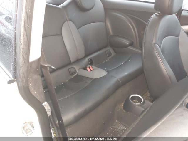2009 MINI COOPER S WMWMF735X9TT99542 Photo 7