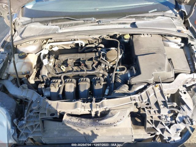 1FADP3F25EL321454 Ford FOCUS SE