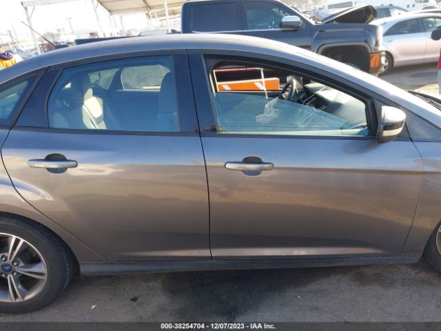 1FADP3F25EL321454 Ford FOCUS SE