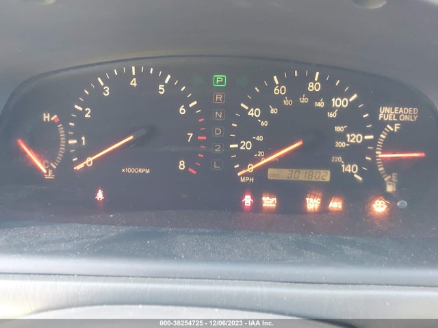 1998 LEXUS ES 300 VIN: JT8BF28G8W0097153