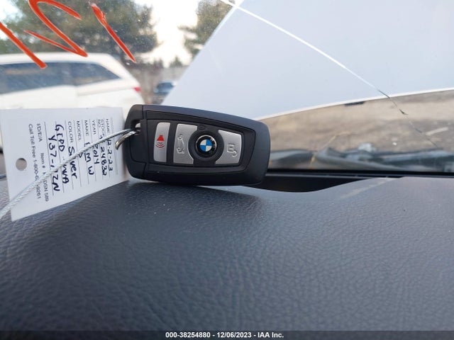 BMW 5 Series 535i Xdrive 2014 WBA5B3C51ED533643 Image 11