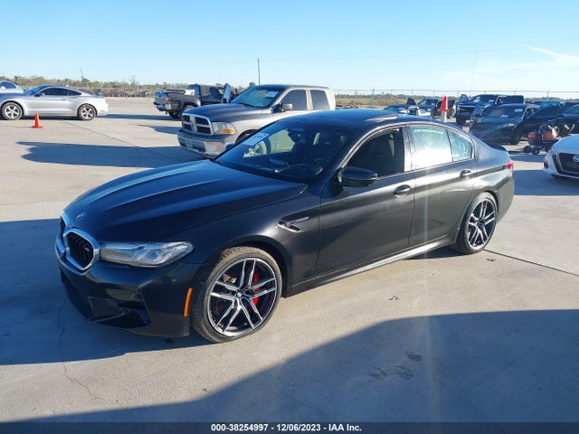 BMW M5 Base (a8) 2022 WBS83CH09NCH80582 Image 2