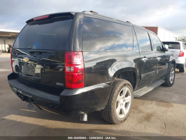 2011 CHEVROLET SUBURBAN 1GNSCJE07BR375436 Photo 3
