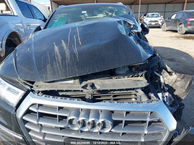 WA1BNAFY0K2035927 Audi Q5 45 Premium
