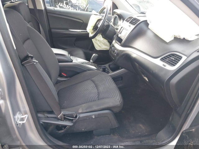 2018 DODGE JOURNEY SE VIN: 3C4PDCAB0JT506193
