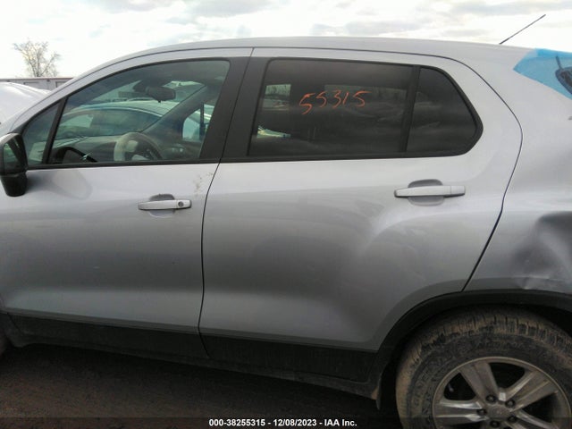 Chevrolet TRAX LS 2019 3GNCJKSB5KL321680 Image 14