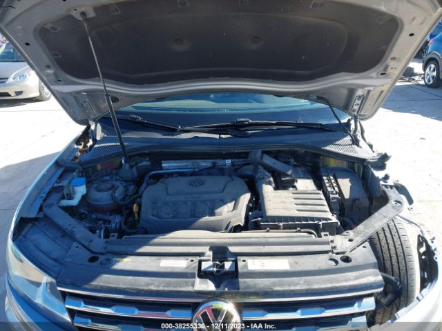 3VV3B7AX2MM088288 Volkswagen Tiguan 2.0t Se/2.0t Se R-line Black/2.0t Sel