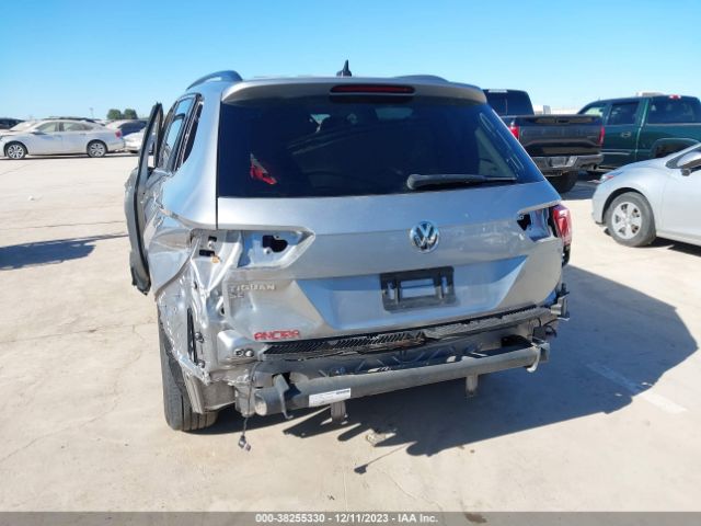 3VV3B7AX2MM088288 Volkswagen Tiguan 2.0t Se/2.0t Se R-line Black/2.0t Sel