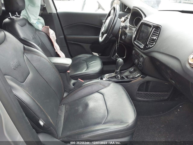 3C4NJDCB5KT854205 Jeep Compass Limited 4x4