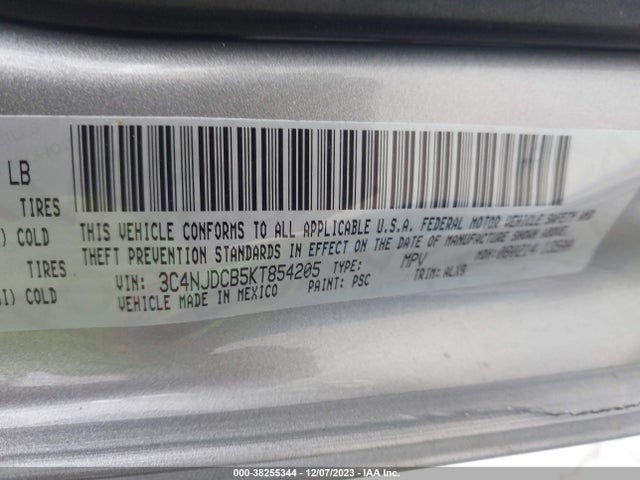 3C4NJDCB5KT854205 Jeep Compass Limited 4x4