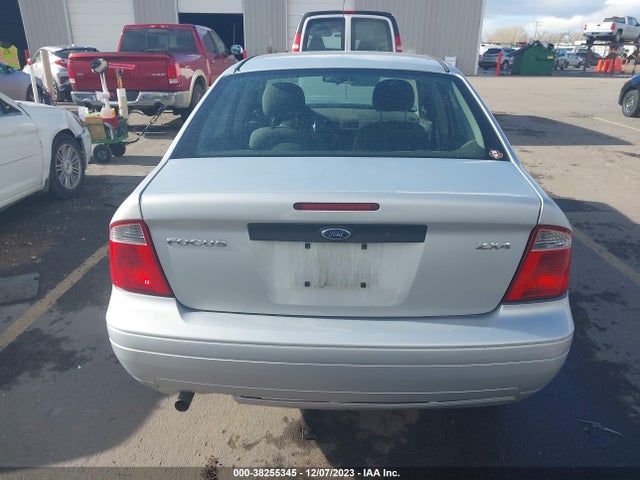 2006 FORD FOCUS ZX4 VIN: 1FAFP34N26W101520