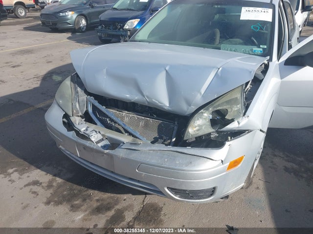 2006 FORD FOCUS ZX4 VIN: 1FAFP34N26W101520