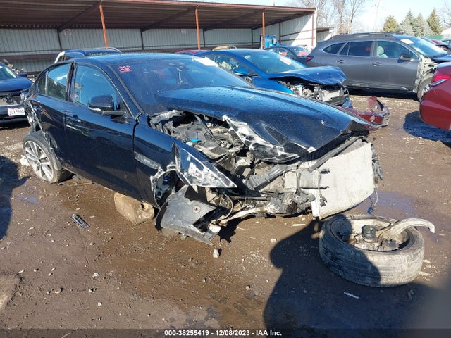 2017 JAGUAR XE SAJAL4BV4HA950431 Photo 5