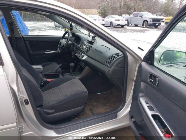 2005 TOYOTA CAMRY SE VIN: 4T1BE32KX5U962344
