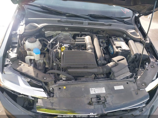 3VWDB7AJ8JM262713 Volkswagen Jetta 1.4t Se/1.4t Wolfsburg Edition