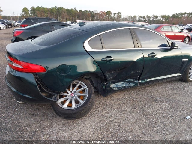 2015 JAGUAR XF SAJWA0FS6FPU86377 Photo 5